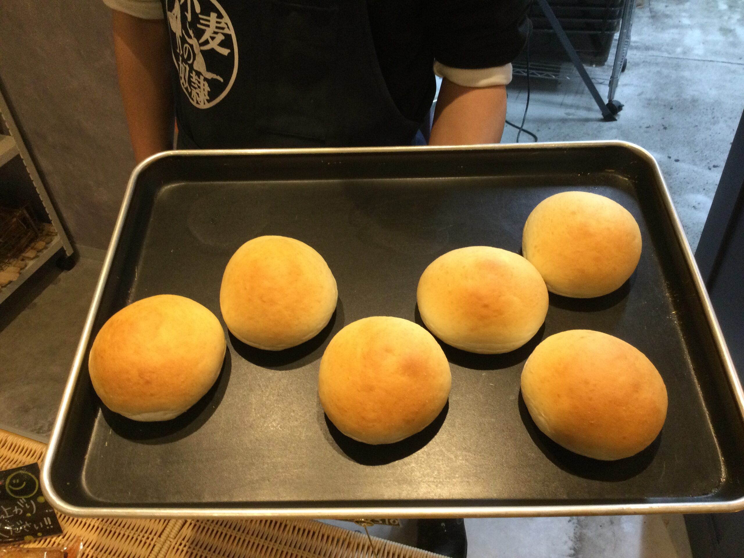 奴隷市 西条高校 商業科×小麦の奴隷 西条店コラボパン「すぱーーーん！！！」を考案！ - 【LOVE SAIJO】愛媛県西条市 への移住・定住サポートサイト｜暮らし・お仕事・子育て情報